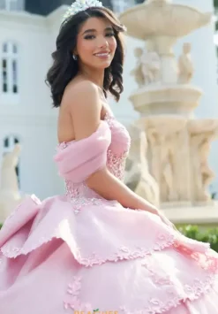 Sweet Sixteen|Plus Sized Quince Dresses^Amabella Q1054