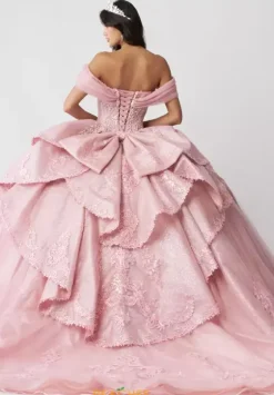 Sweet Sixteen|Plus Sized Quince Dresses^Amabella Q1054