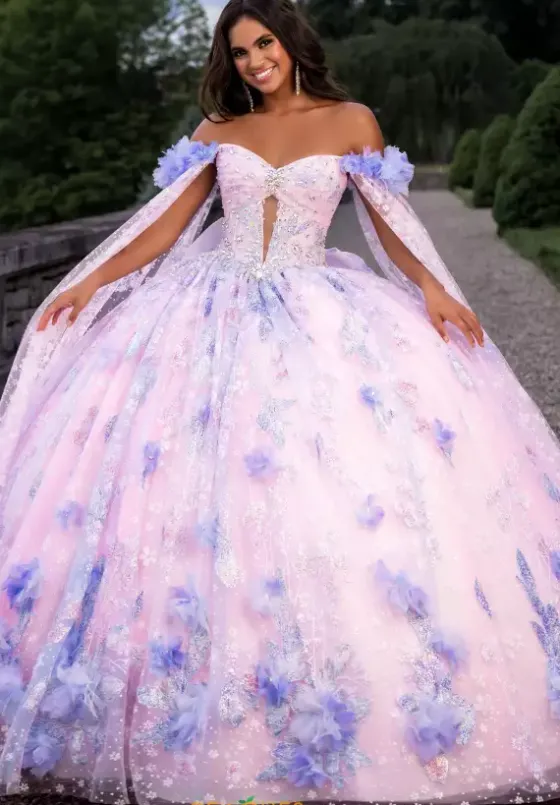Sweet Sixteen|Quince Dresses With Sleeves^Amabella Q1024
