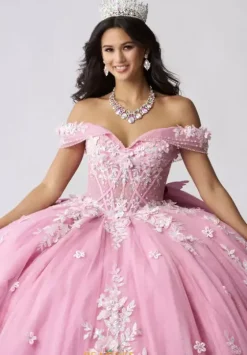 Sweet Sixteen|Plus Sized Quince Dresses^Amabella Q1056