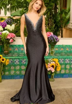 Winter Formal|Wedding Guest^Ava Presley 42230