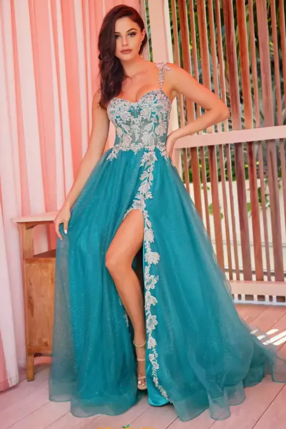 Long Dresses|Plus Sized Dresses^Colette CL2020