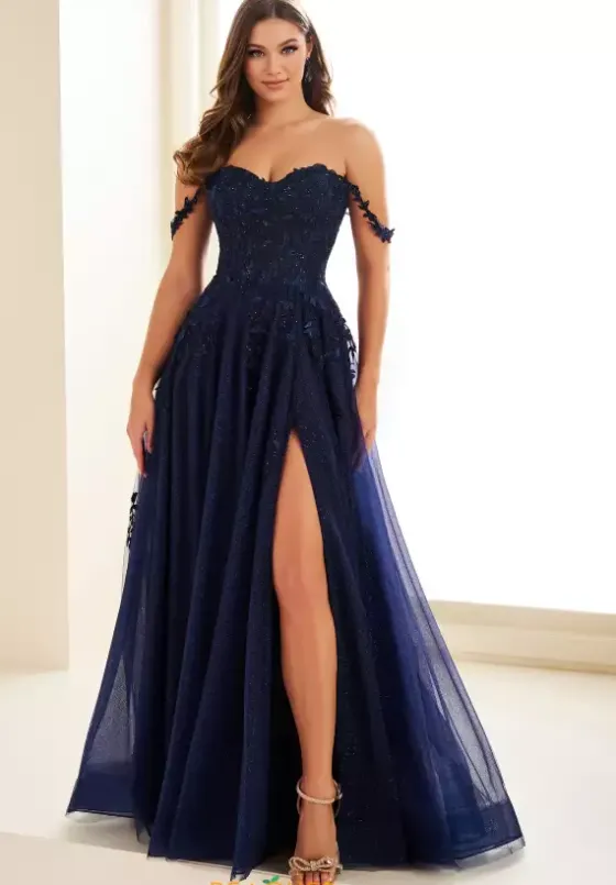 Long Dresses|Plus Sized Dresses^Ellie Wilde EW36083