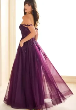 Long Dresses|Plus Sized Dresses^Ellie Wilde EW36083