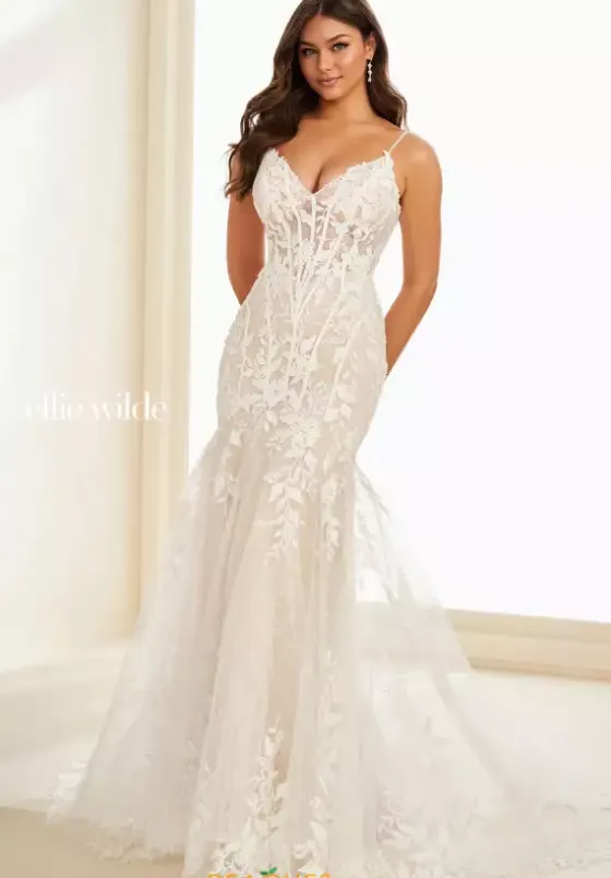 Fitted|Plus Size^Ellie Wilde EW37216