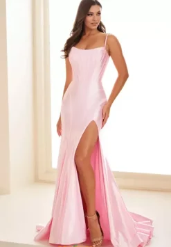 Fitted|Plus Size^Ellie Wilde EW36021