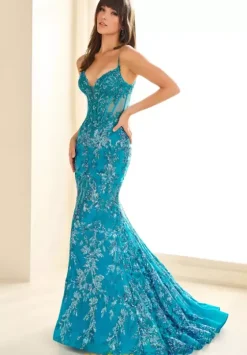 Plus Sized Dresses|Long Dresses^Ellie Wilde EW36003