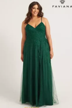 Long Dresses|Plus Sized Dresses^Faviana 9552