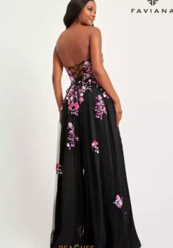 Long Dresses|Plus Sized Dresses^Faviana 11028