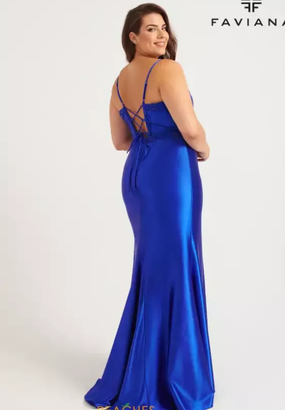 Fitted|Plus Size^Faviana 9562