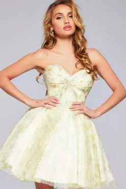 8Th Grade Dance|Plus Size Homecoming Dresses^Jovani Short 40374 Light Yellow