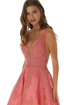 Winter Formal|Sweet Sixteen^Morilee 43089