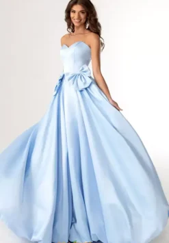 Sweet Sixteen|Plus Sized Dresses^Rachel Allan 71035