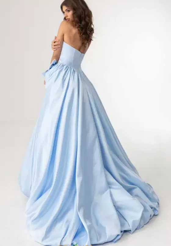 Sweet Sixteen|Plus Sized Dresses^Rachel Allan 71035