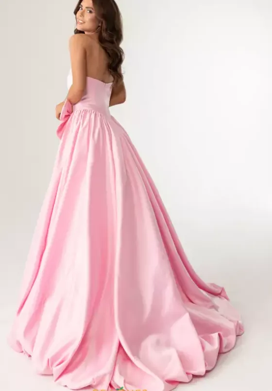 Sweet Sixteen|Plus Sized Dresses^Rachel Allan 71035