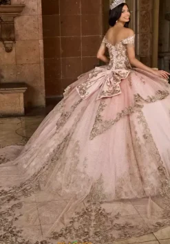 Sweet Sixteen^Rachel Allan Quince QS3129